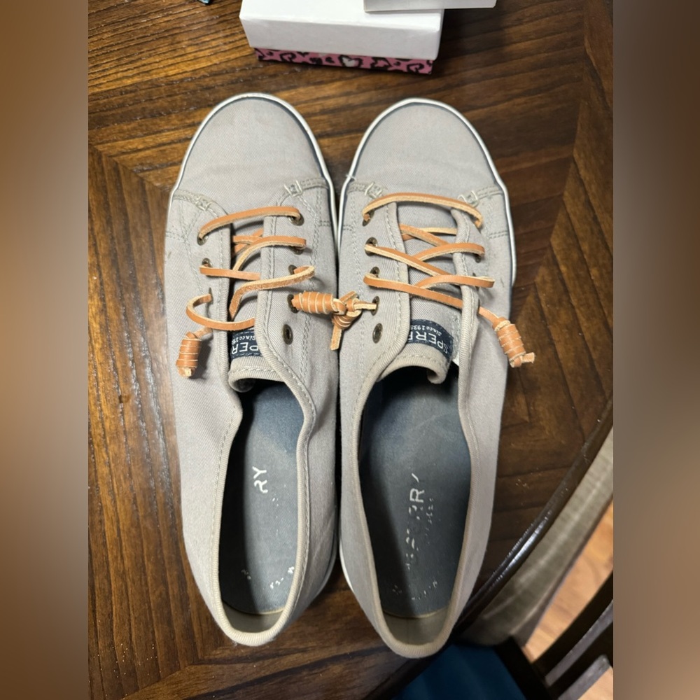Sperry women’s Seacoast sneaker in charcoal, 10